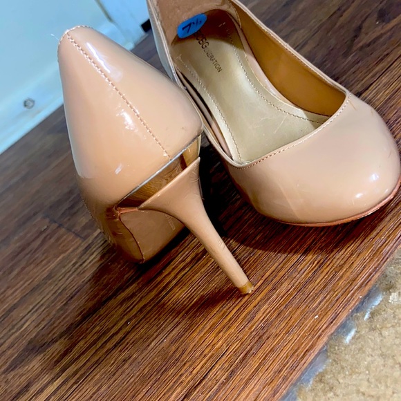 Beige heel size 7 - Picture 1 of 2